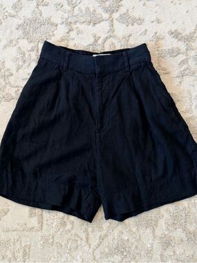Abercrombie & Fitch black linen shorts